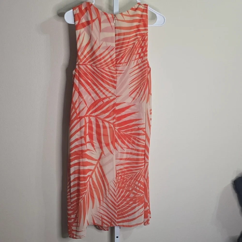 Maggy London stylish sleeveless